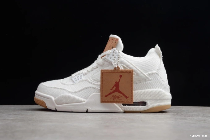 Air 4 Levi's x Jordan 'White' AO2571-100 0710
